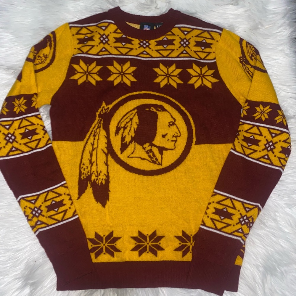 NFL REDSKINS FOOTBALL UGLY HOLIDAY SWEATER - SMALL